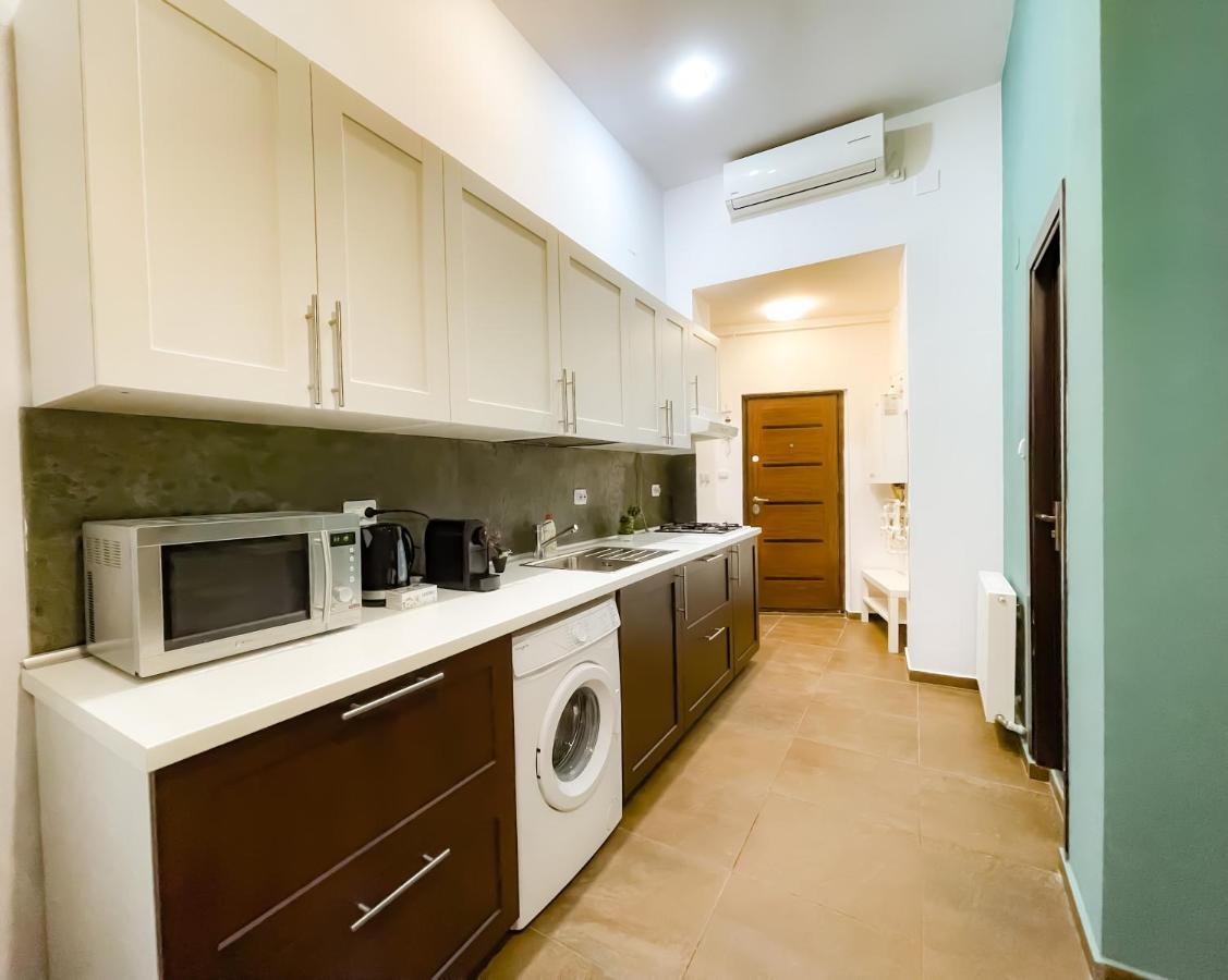 Cool Flat In The Heart Of Bucharest's Fun And History Appartamento Bucarest
