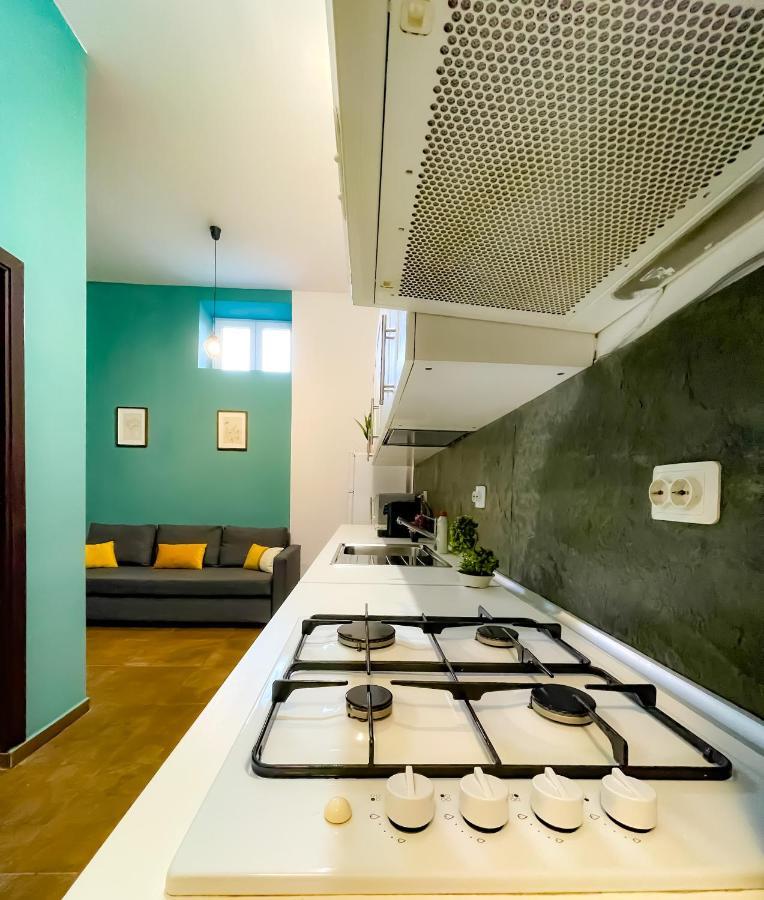 Appartamento Cool Flat In The Heart Of Bucharest's Fun And History