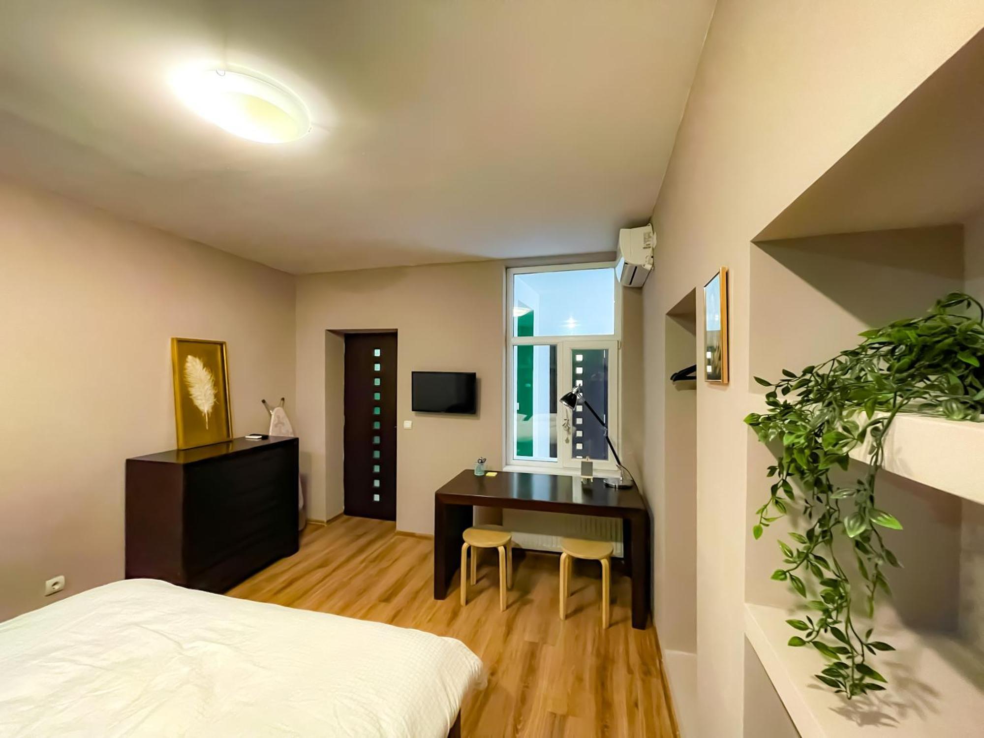 Appartamento Cool Flat In The Heart Of Bucharest's Fun And History