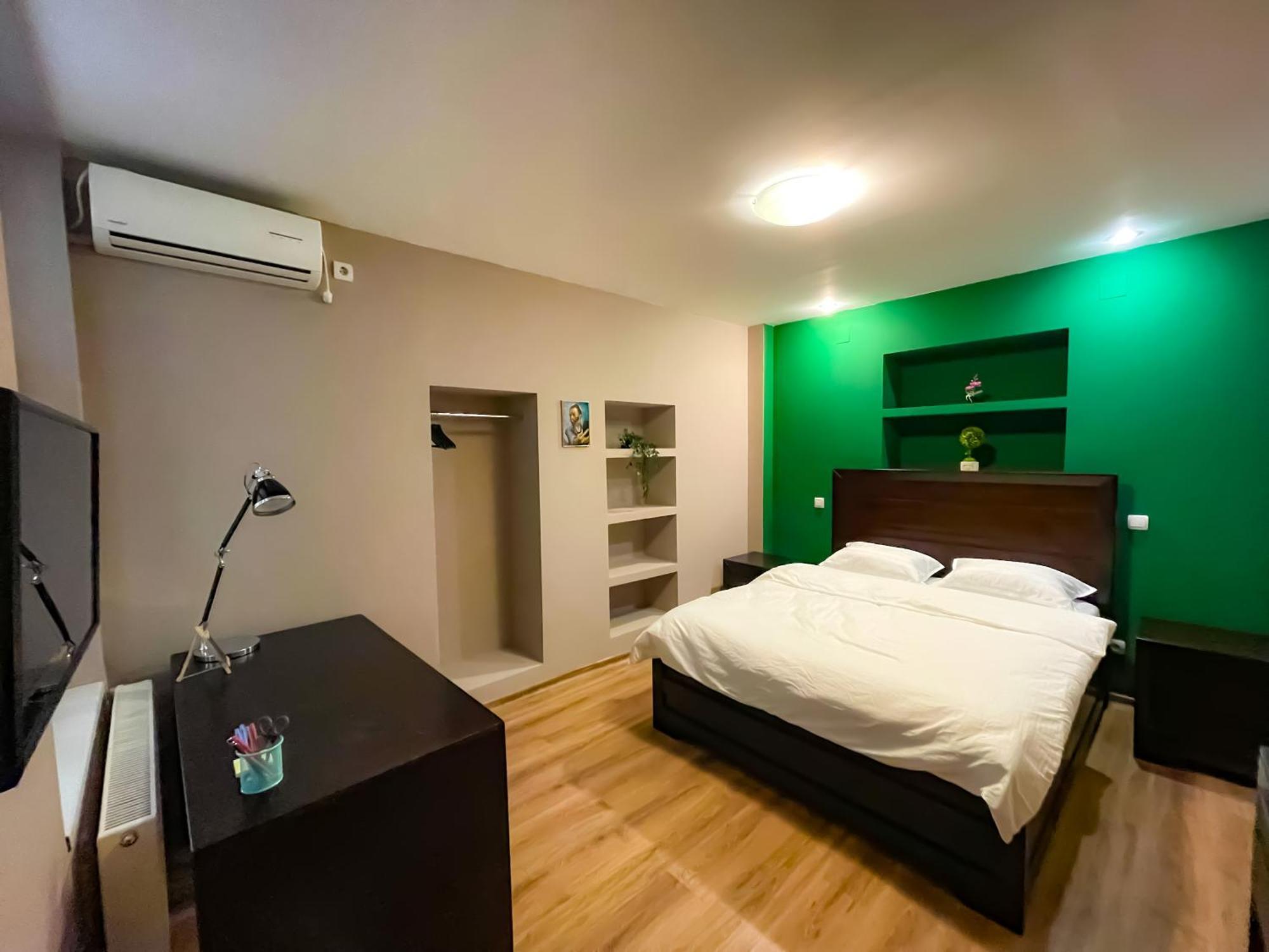 Appartamento Cool Flat In The Heart Of Bucharest's Fun And History